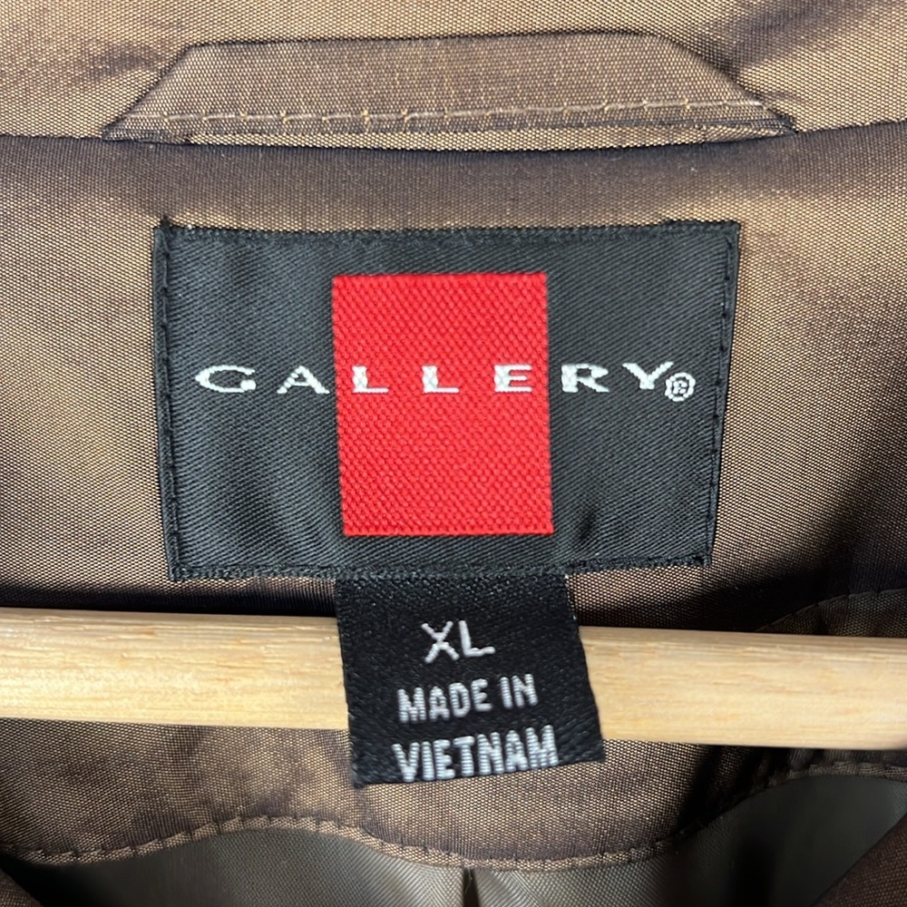 Gallery Snap Button Up Jacket With Pockets - image 3